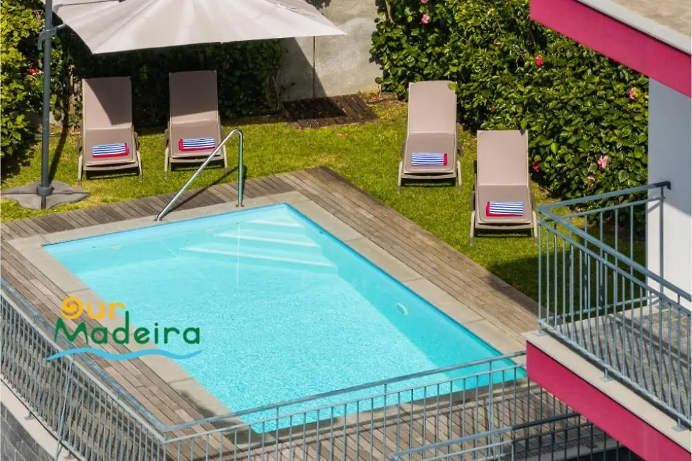 Vila Ourmadeira - Casa Amaro Sunset, Contemporary Calheta