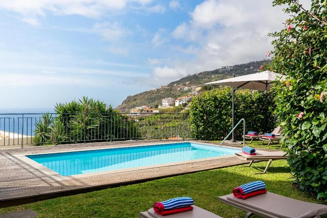 Ourmadeira - Casa Amaro Sunset, Contemporary Villa Calheta  Portugal